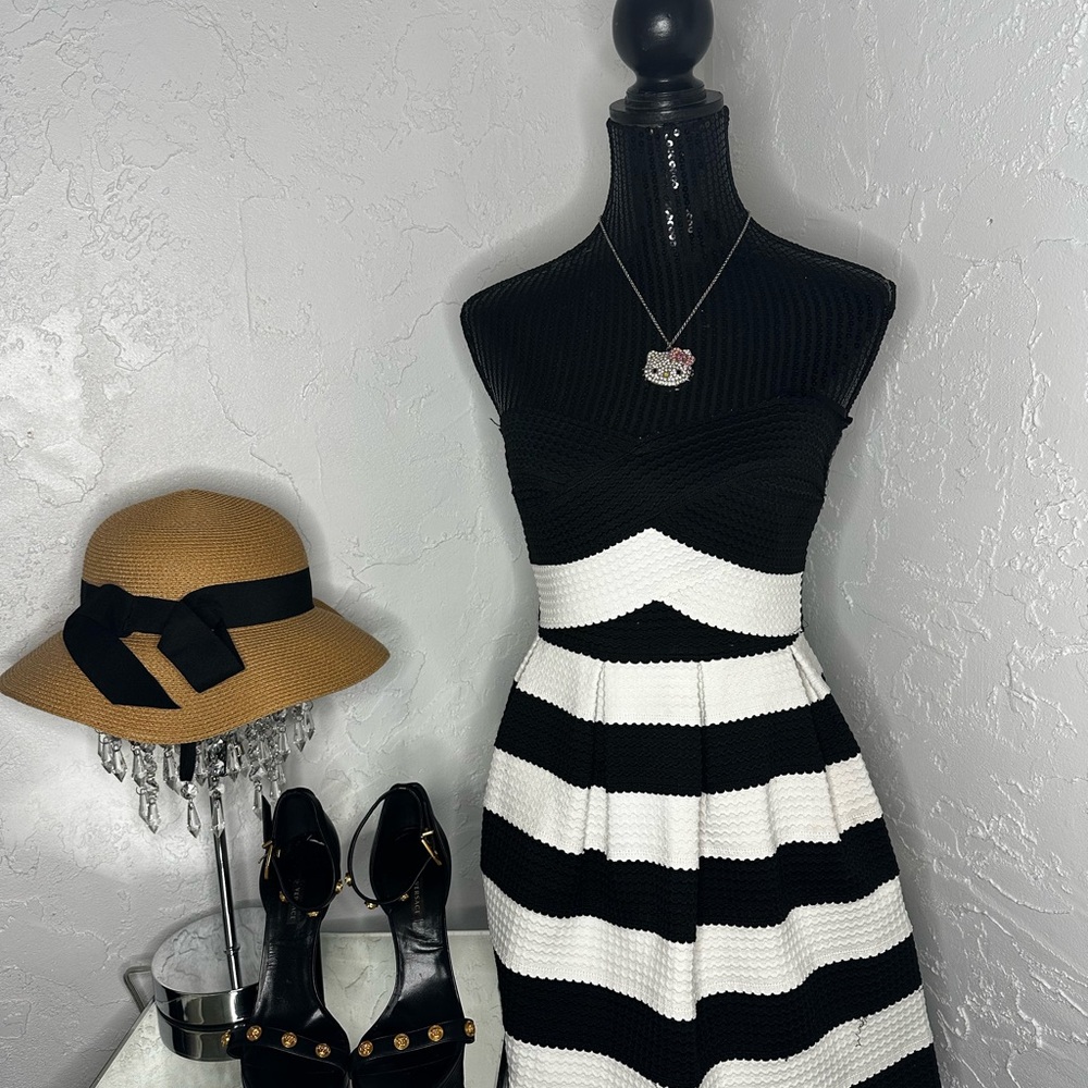 B Darlin Strapless A-Line Fit & Flare Dress Sz 3/4